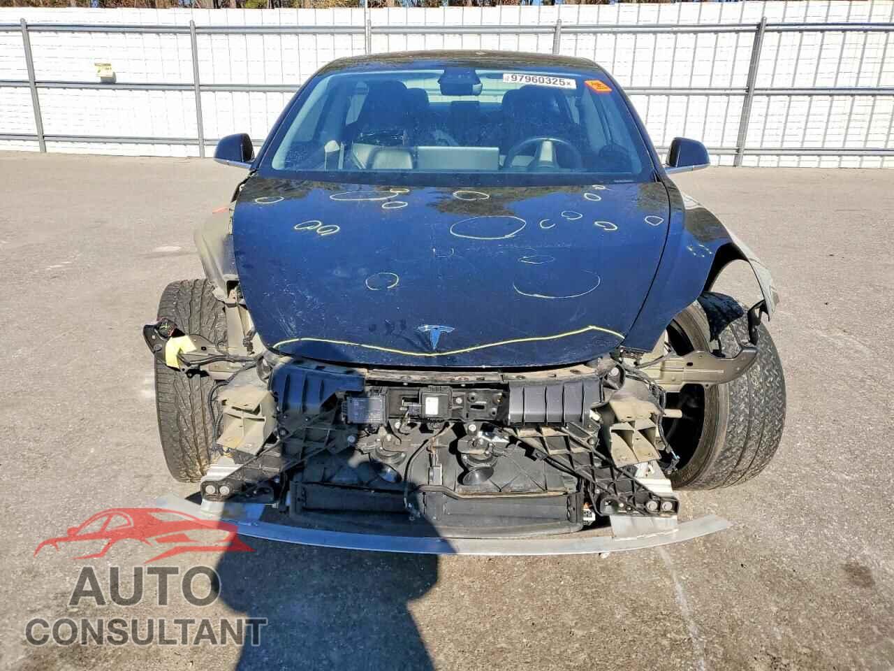 TESLA MODEL 3 2018 - 5YJ3E1EA3JF156445