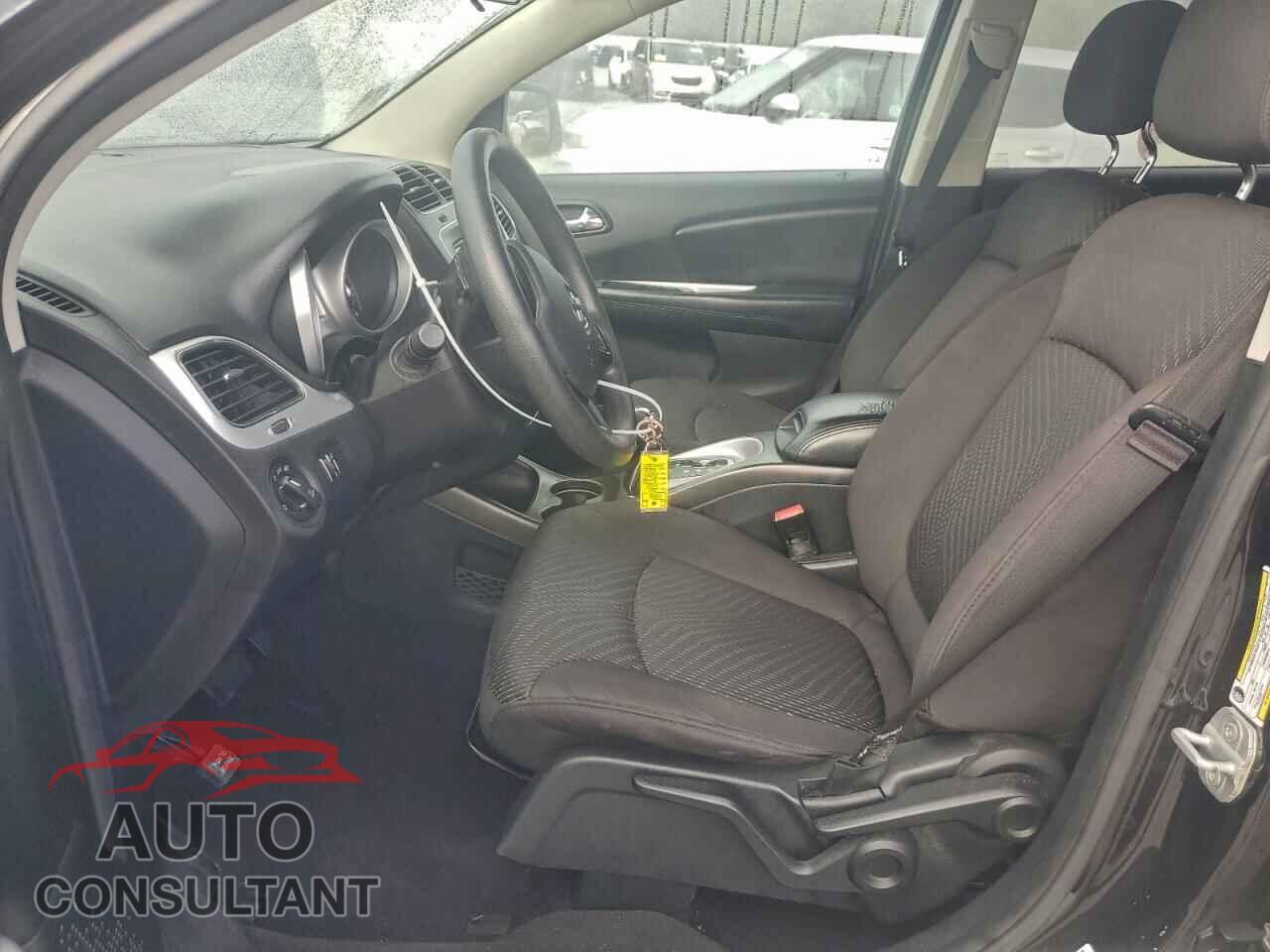 DODGE JOURNEY 2013 - 3C4PDCBB7DT721914