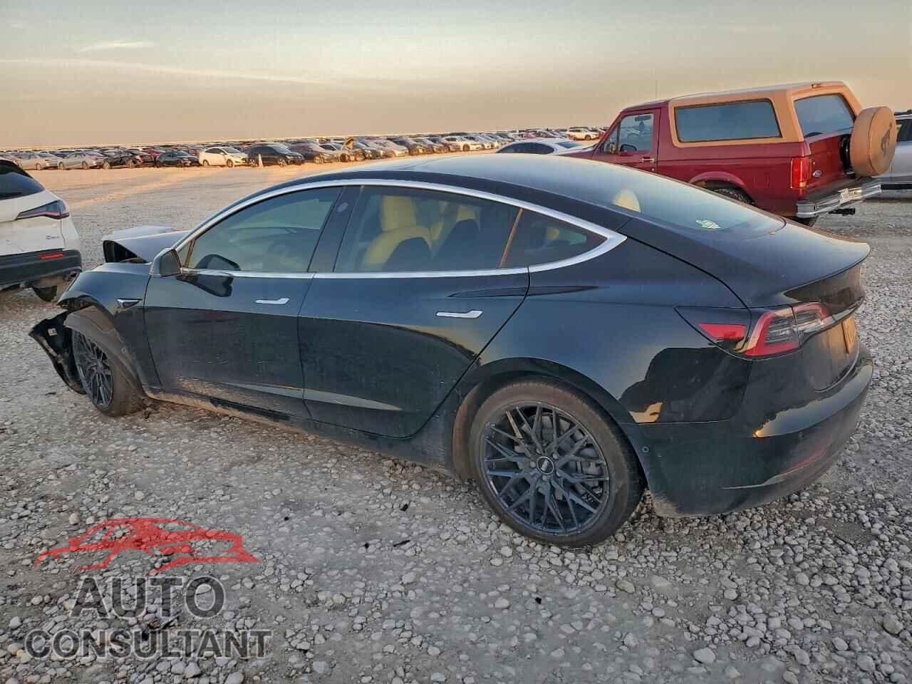 TESLA MODEL 3 2019 - 5YJ3E1EB6KF450626