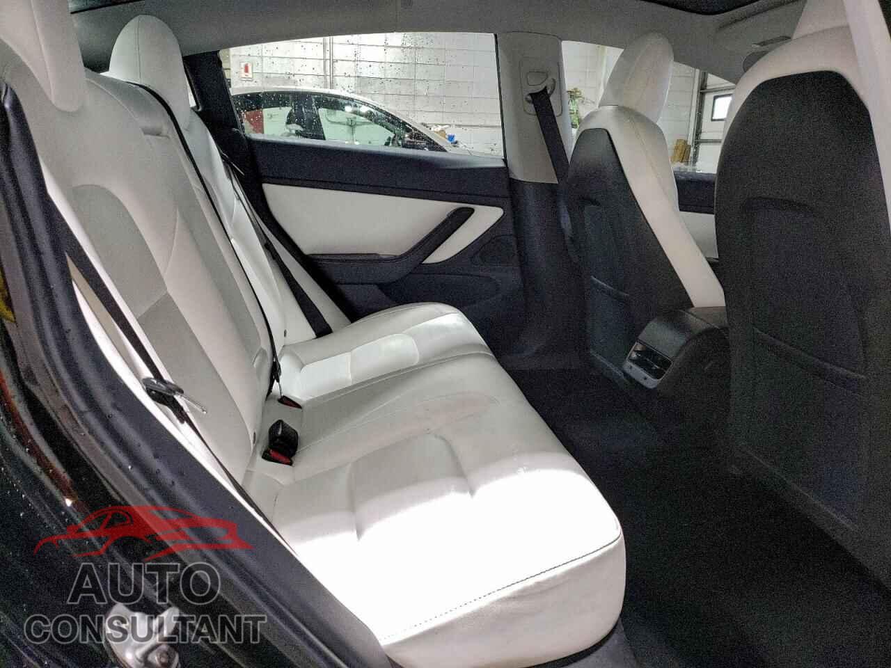 TESLA MODEL 3 2020 - 5YJ3E1EC3LF603313