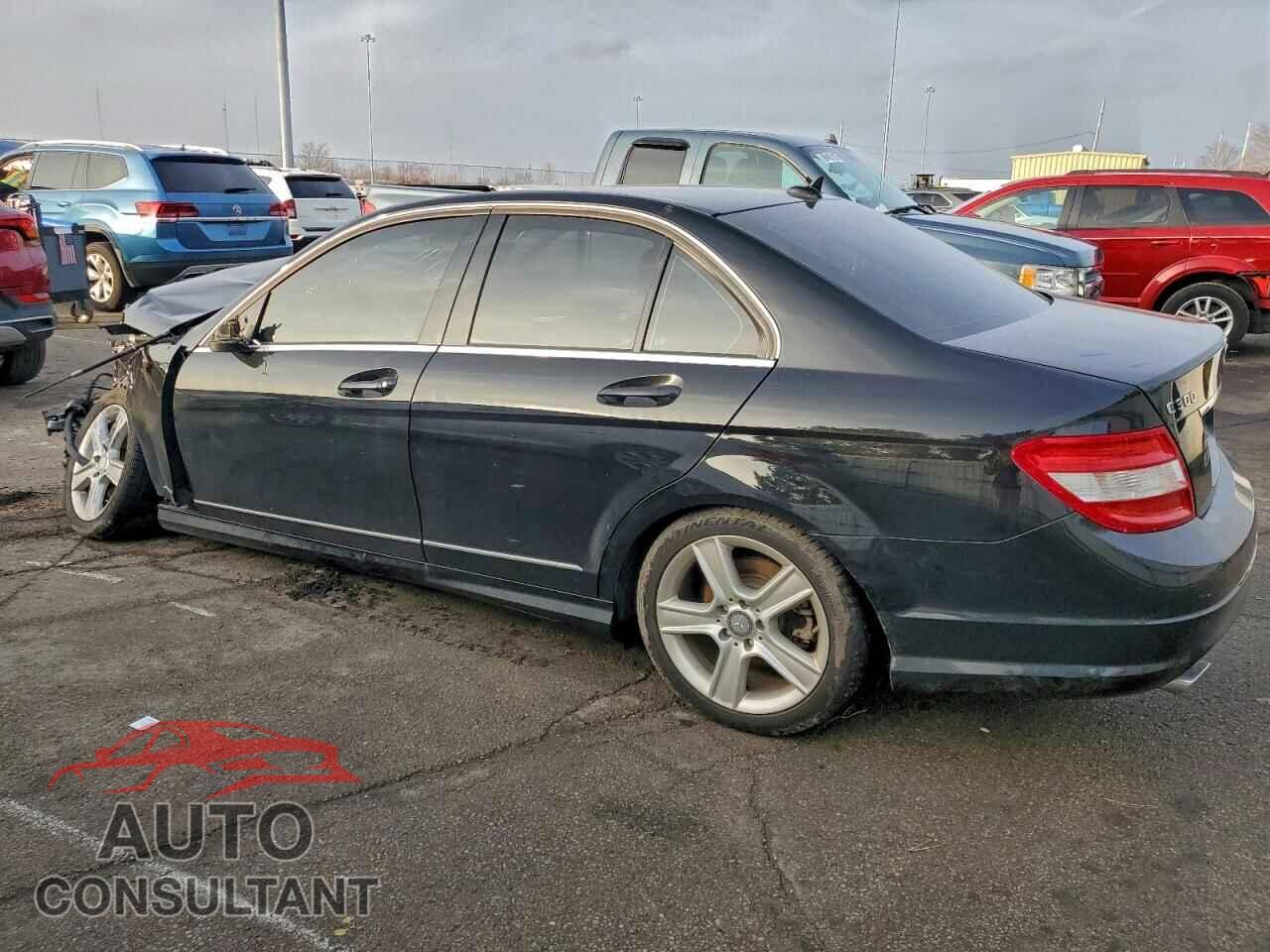 MERCEDES-BENZ C-CLASS 2011 - WDDGF8BB4BR135691