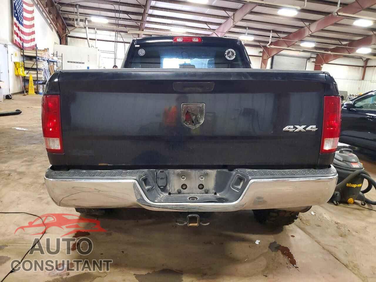 DODGE RAM 1500 2012 - 1C6RD7FT9CS111877