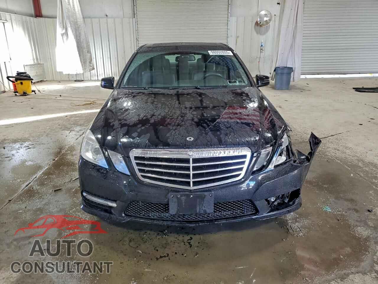 MERCEDES-BENZ E-CLASS 2012 - WDDHF8JB3CA619034