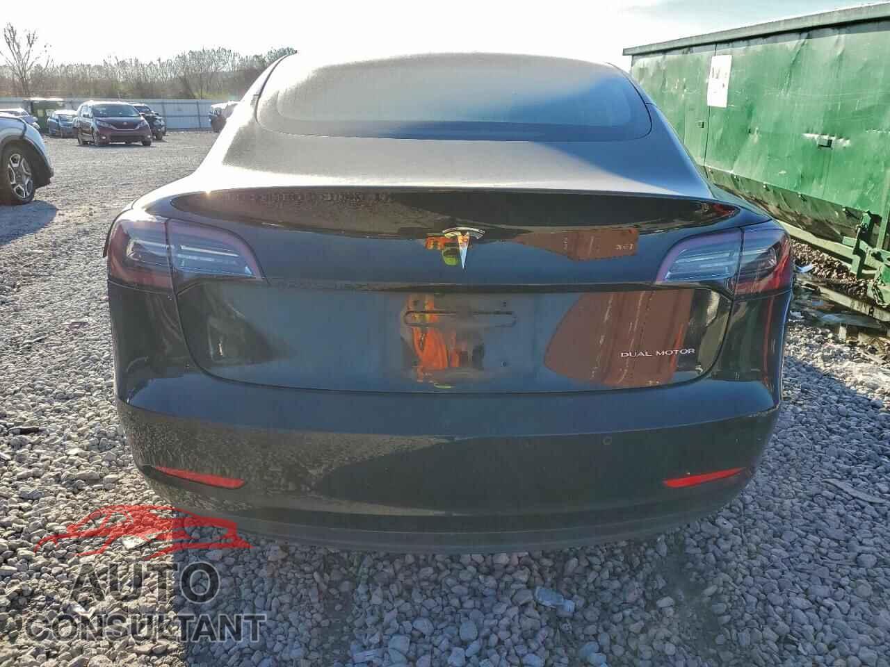 TESLA MODEL 3 2018 - 5YJ3E1EB3JF116441