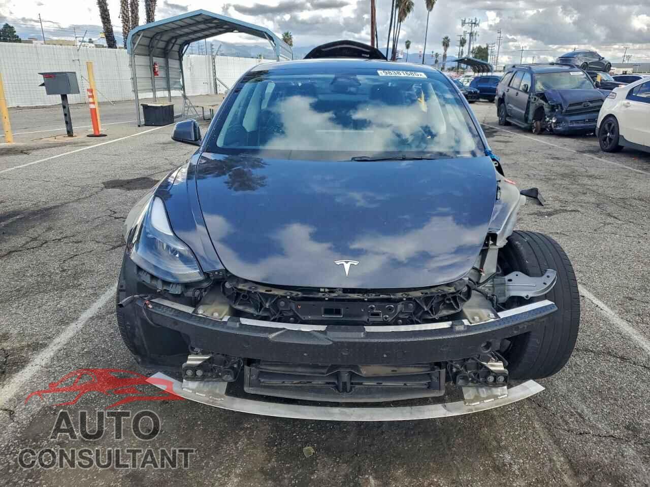 TESLA MODEL 3 2023 - 5YJ3E1EA9PF469329