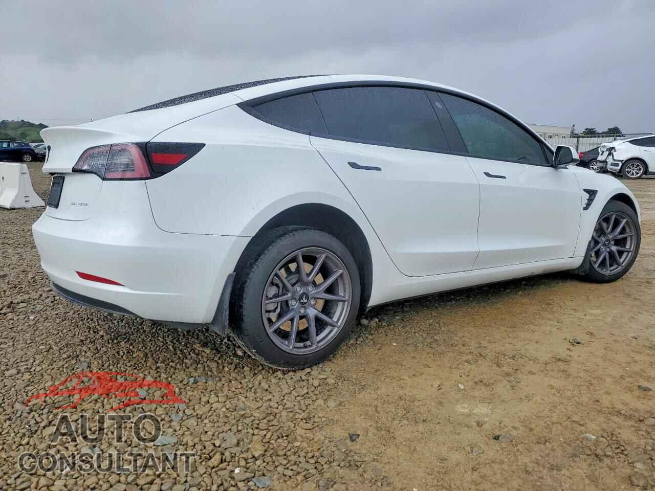 TESLA MODEL 3 2023 - 5YJ3E1EB3PF471571
