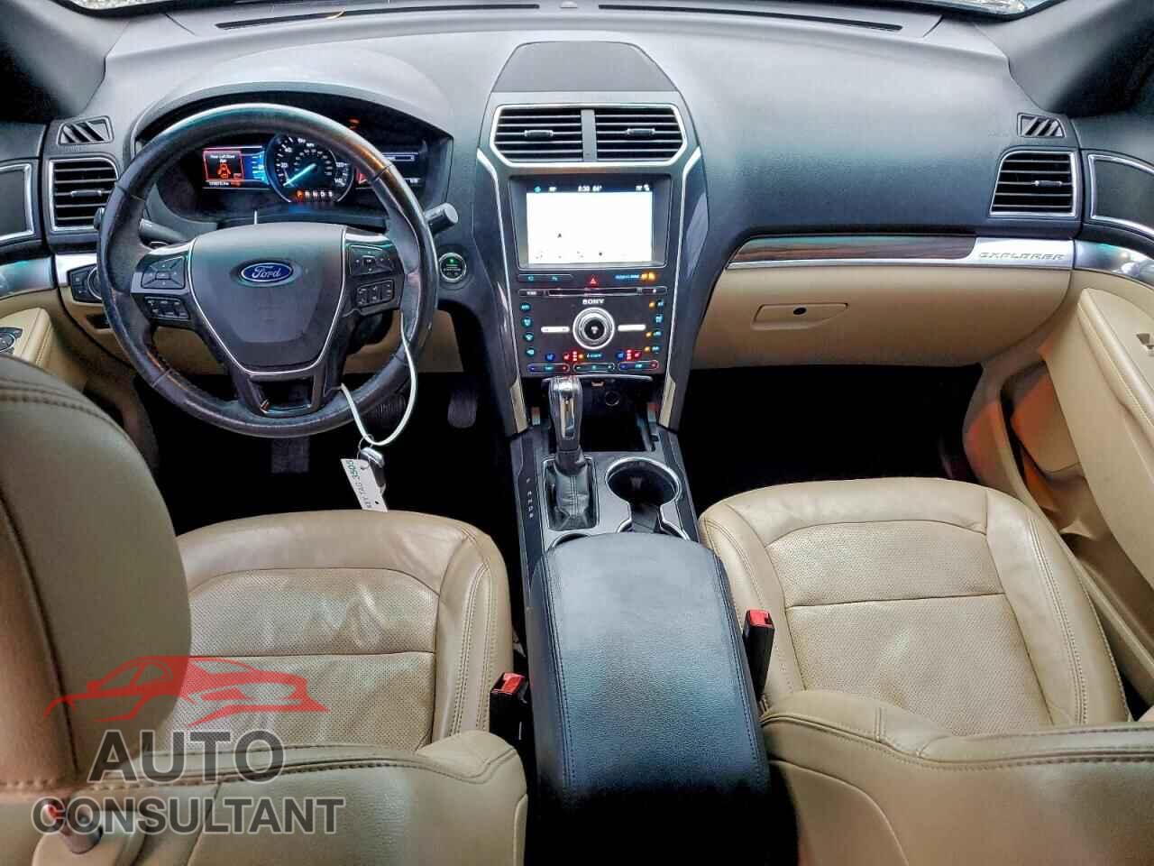 FORD EXPLORER 2017 - 1FM5K7F82HGC18042