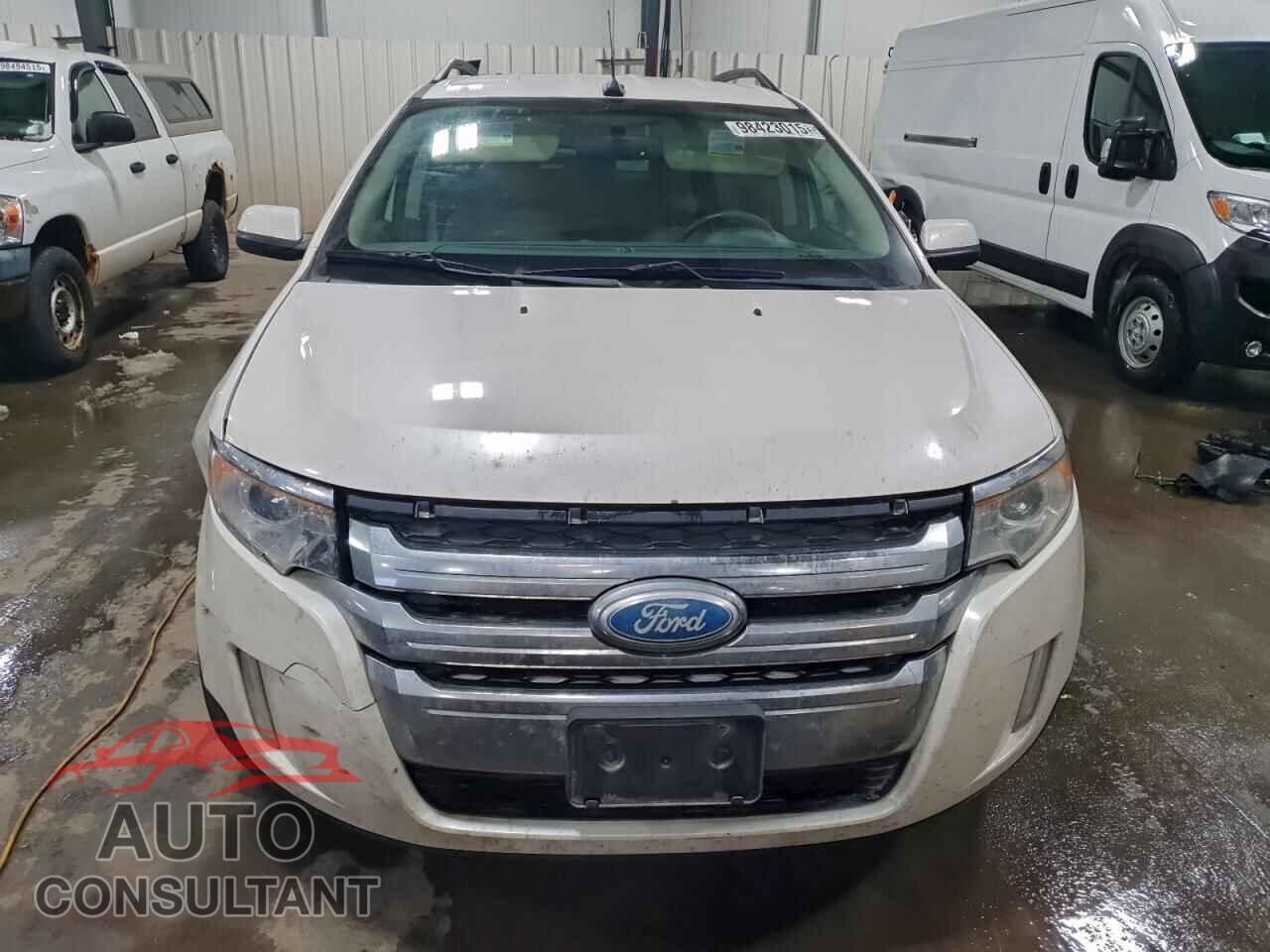 FORD FUSION 2011 - 2FMDK4JC2BBB08662