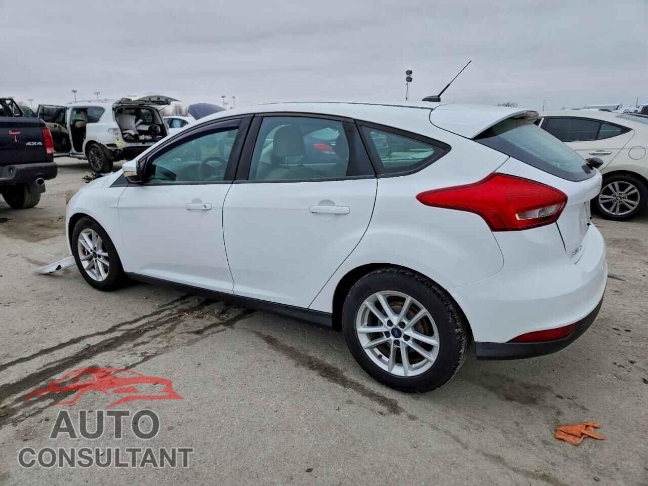 FORD FOCUS 2015 - 1FADP3K28FL277392