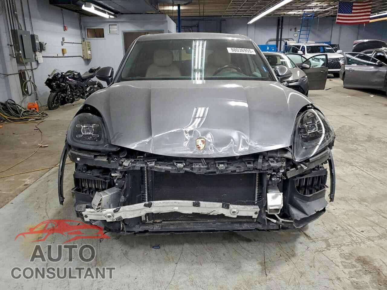 PORSCHE CAYENNE 2019 - WP1AA2AY3KDA14549