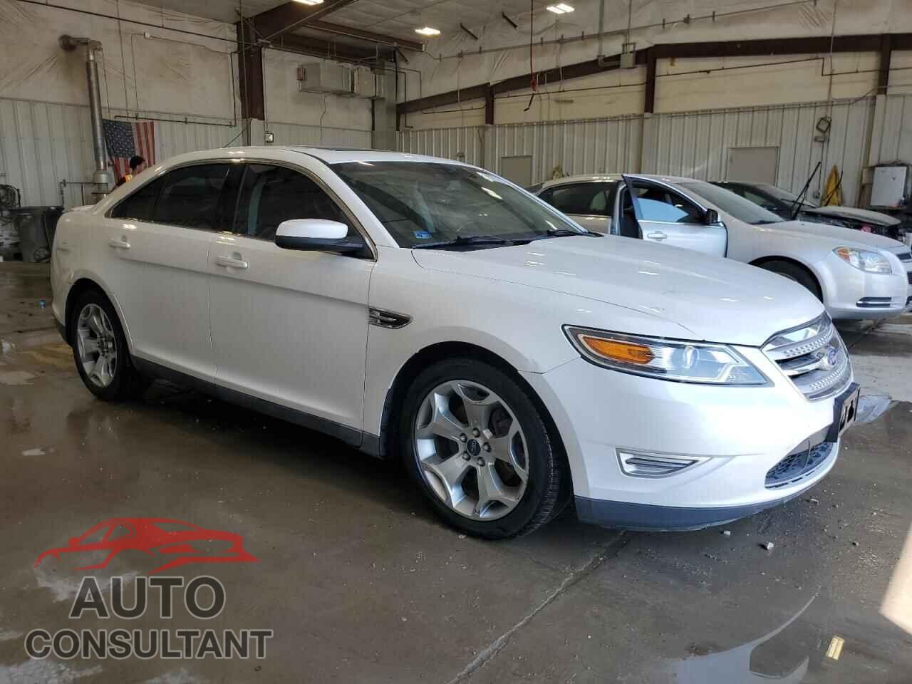FORD TAURUS 2011 - 1FAHP2KT8BG190633