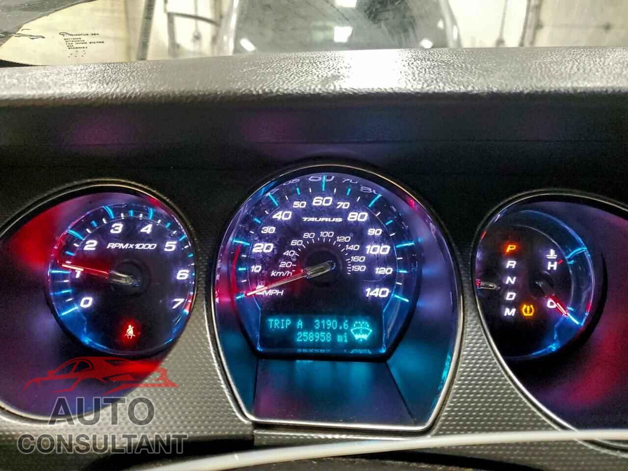 FORD TAURUS 2011 - 1FAHP2EW7BG118280