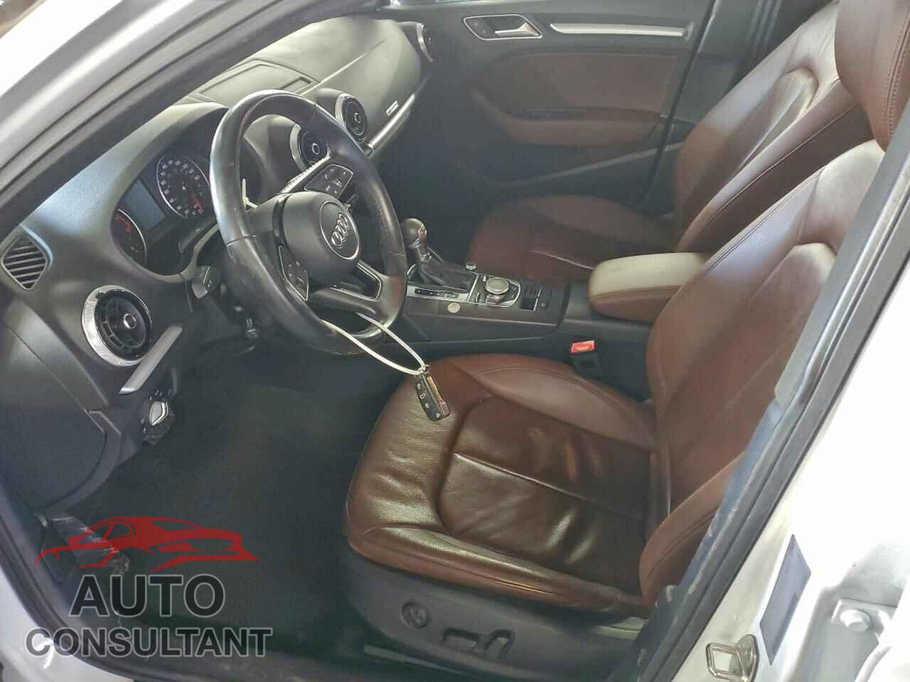 AUDI A3 2017 - WAUAUGFF3H1028066