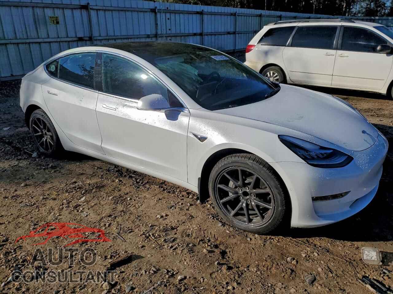 TESLA MODEL 3 2018 - 5YJ3E1EA1JF051032