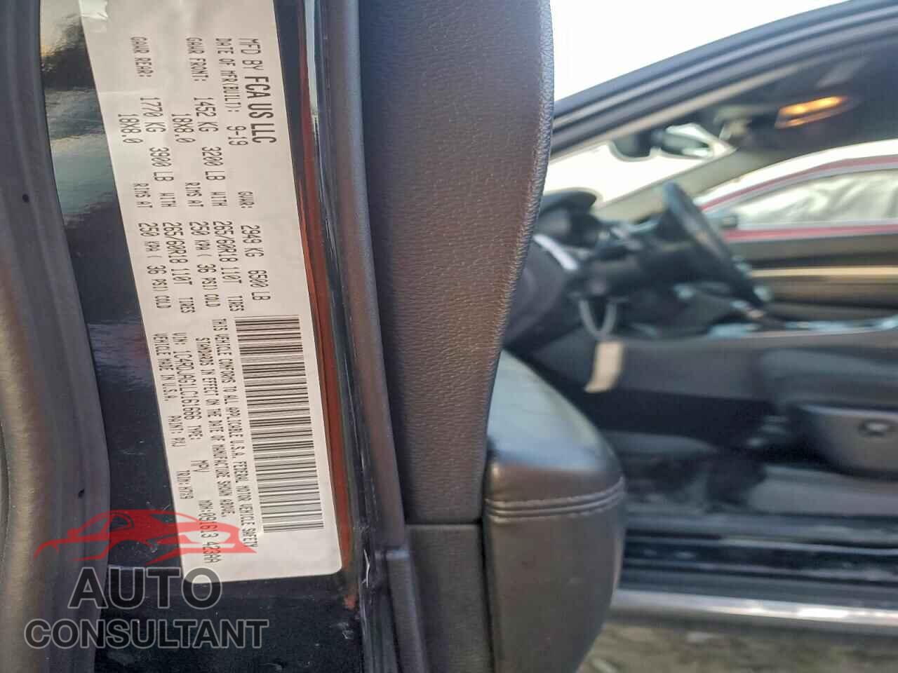 DODGE DURANGO 2020 - 1C4RDJAG1LC161666