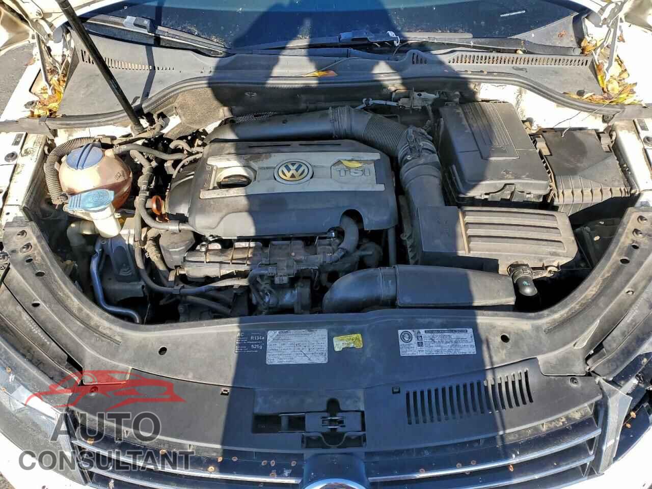 VOLKSWAGEN EOS 2012 - WVWBW7AH8CV000128