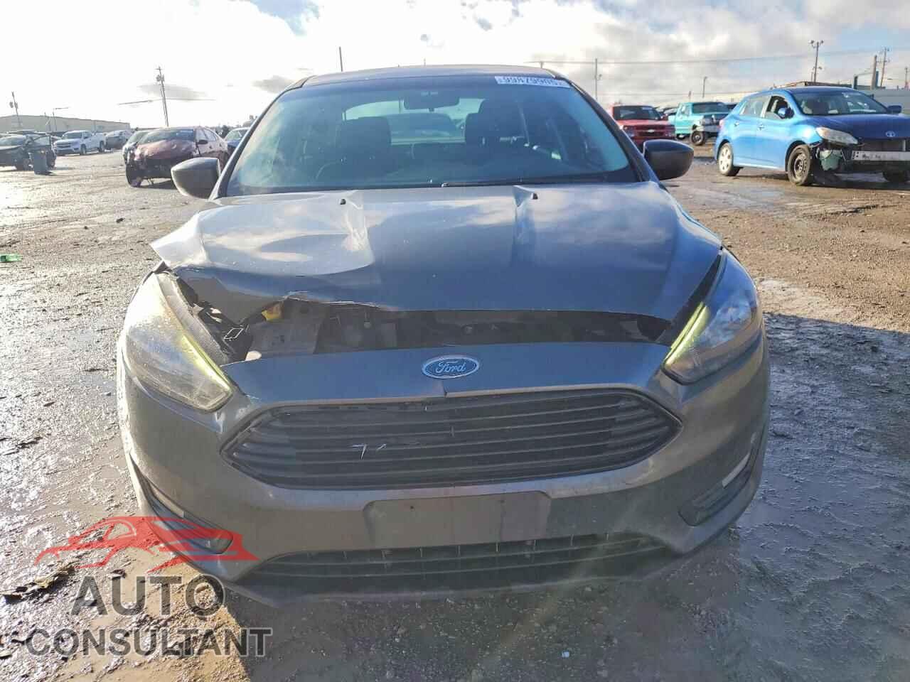 FORD FOCUS 2018 - 1FADP3F29JL277694