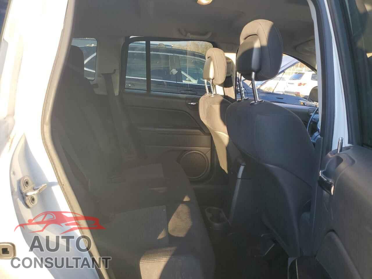 JEEP COMPASS 2011 - 1J4NF1FBXBD250645