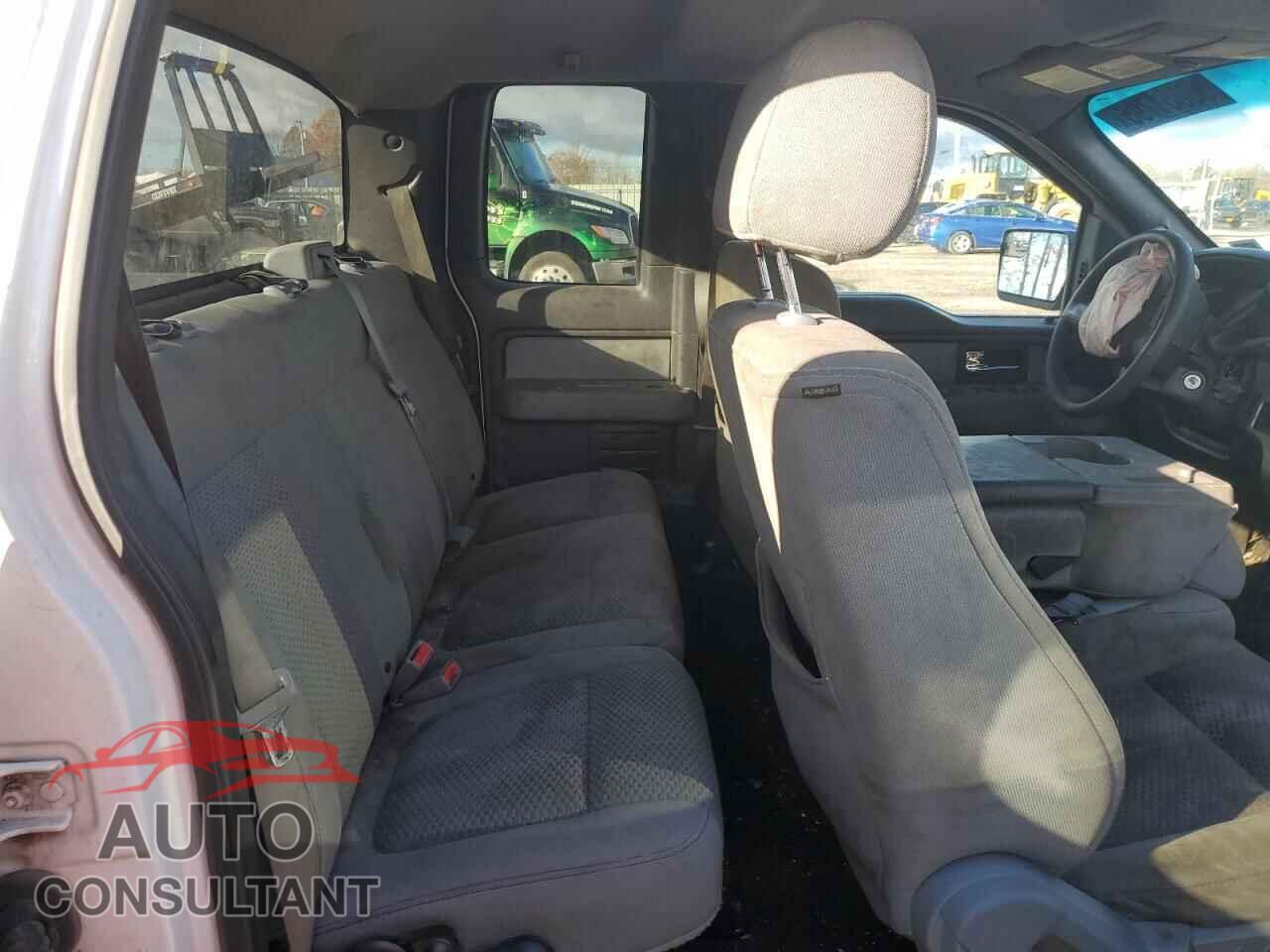 FORD F-150 2012 - 1FTFX1EF3CFC64520