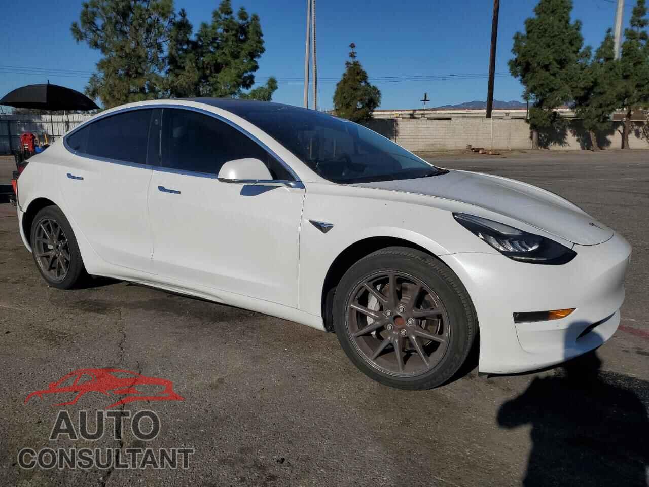 TESLA MODEL 3 2019 - 5YJ3E1EA7KF484663