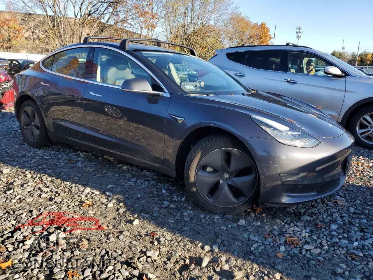 TESLA MODEL 3 2018 - 5YJ3E1EB6JF093219