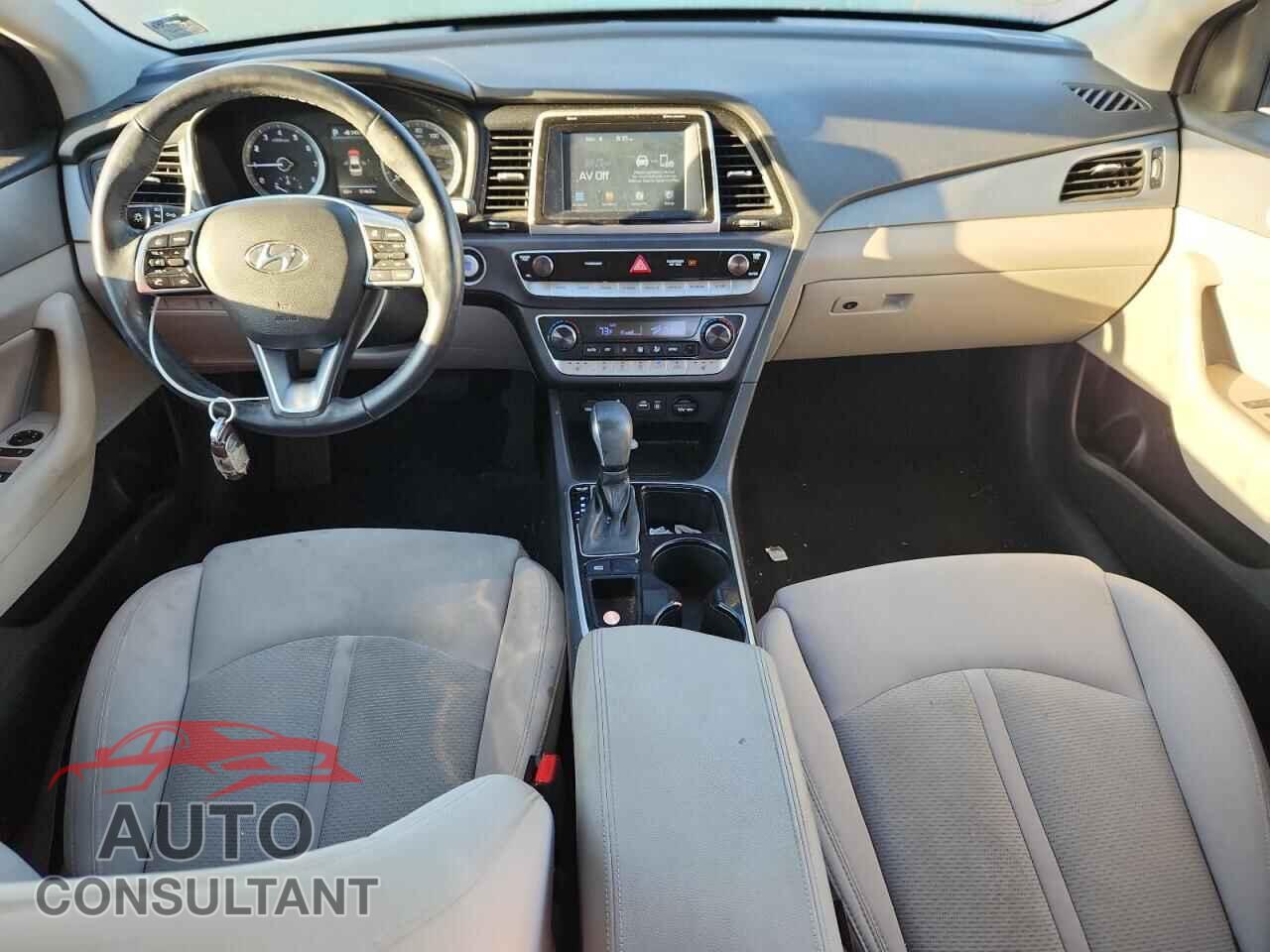 HYUNDAI SONATA 2019 - 5NPE34AFXKH788198