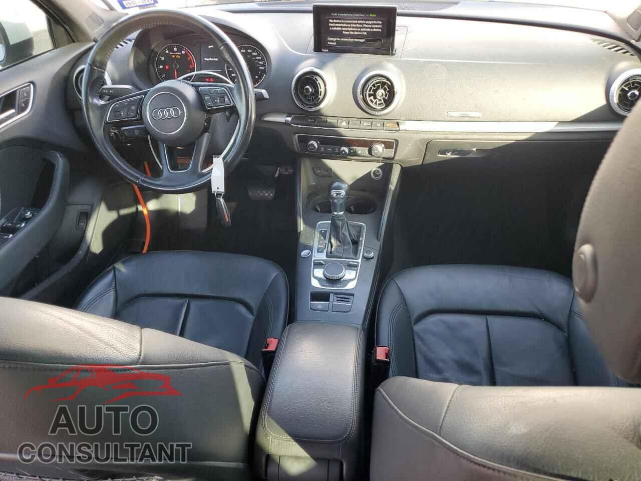 AUDI A3 2017 - WAUAUGFF2H1037504