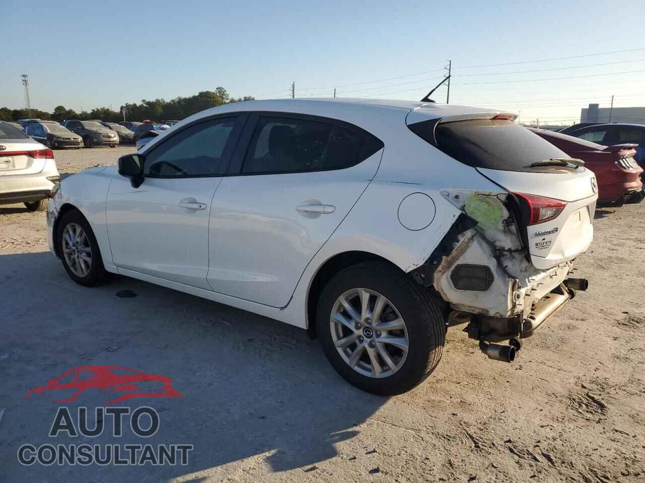 MAZDA 3 2017 - 3MZBN1K76HM156768