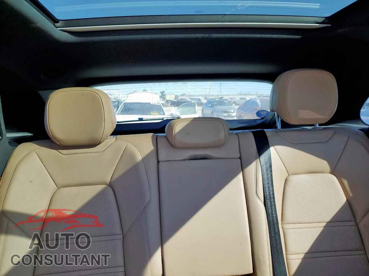 PORSCHE CAYENNE 2020 - WP1AA2AY0LDA08435