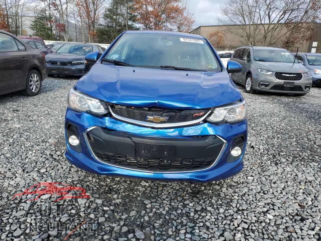 CHEVROLET SONIC 2017 - 1G1JF5SB9H4100075
