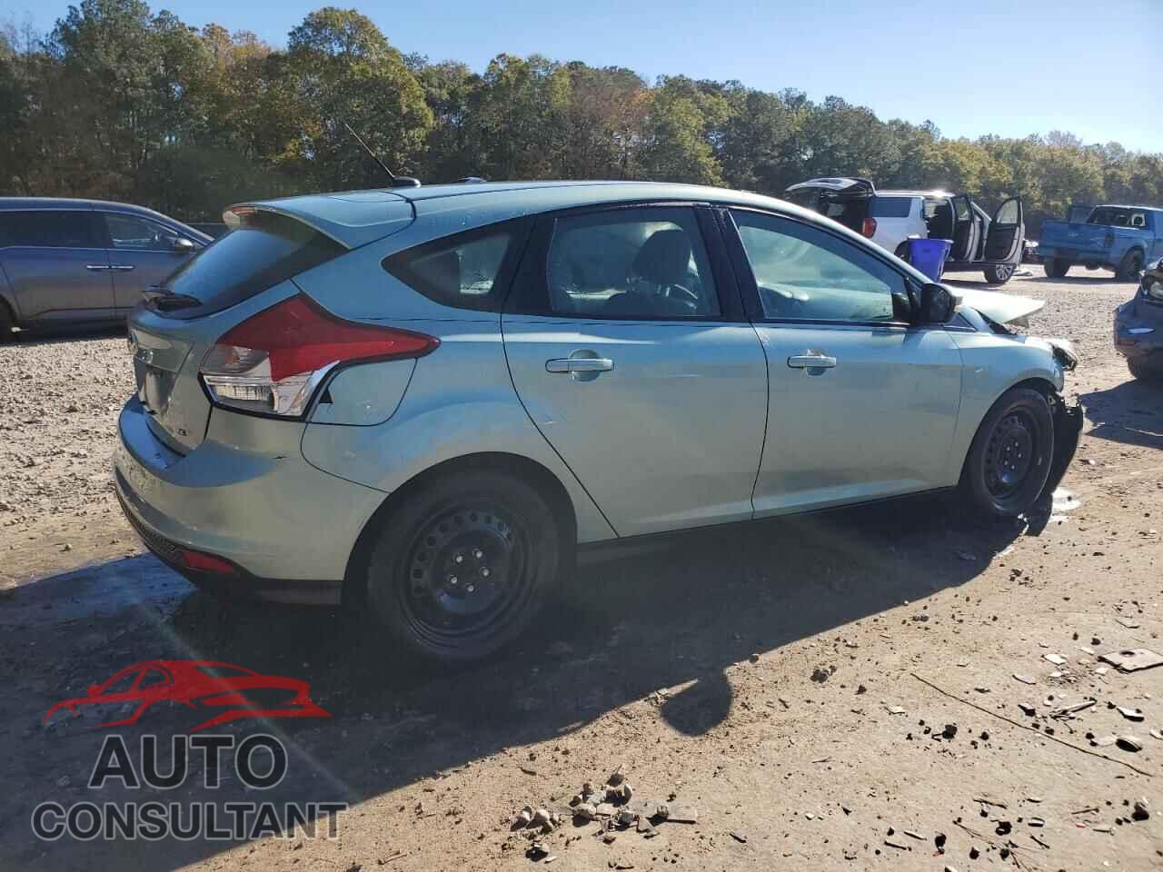 FORD FOCUS 2012 - 1FAHP3K23CL317813