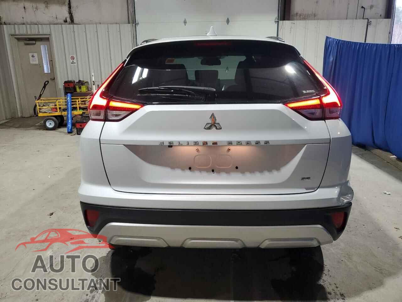 MITSUBISHI ECLIPSE 2024 - JA4ATWAA8RZ018898