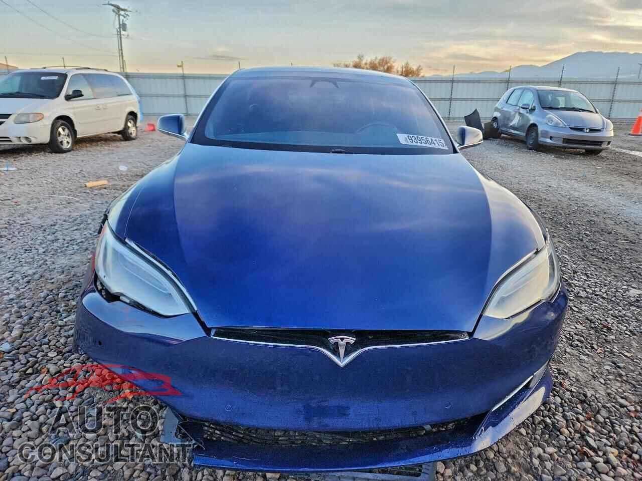 TESLA MODEL S 2017 - 5YJSA1E42HF200706