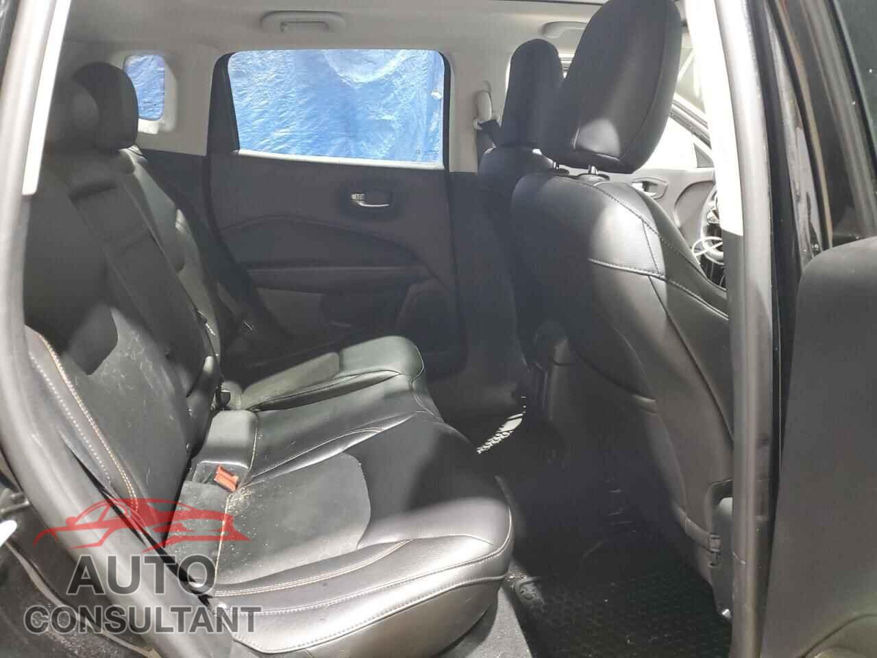 JEEP COMPASS 2018 - 3C4NJDBB5JT162221