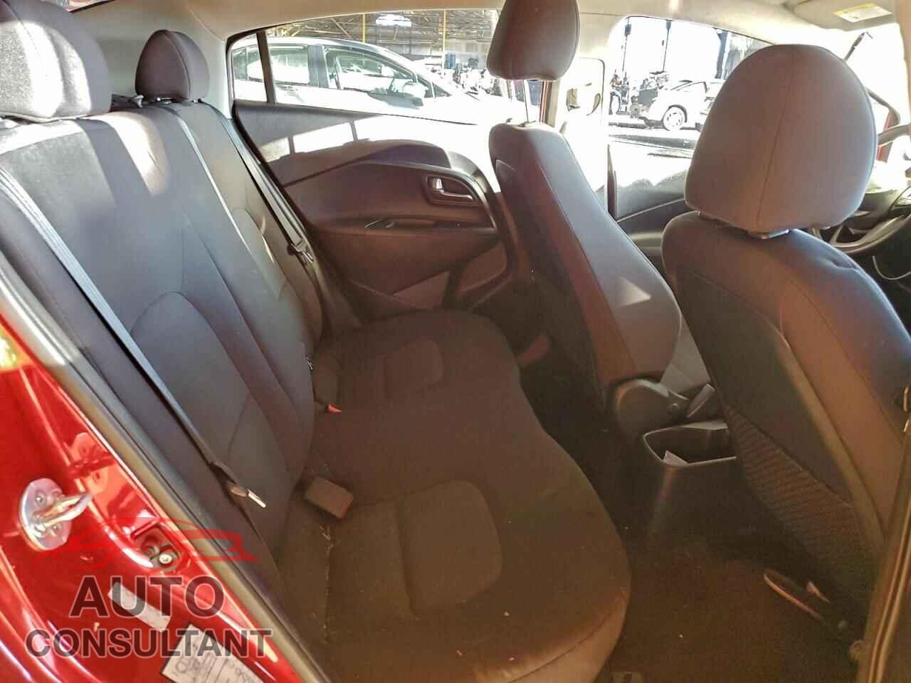 KIA RIO 2017 - KNADM4A38H6020721