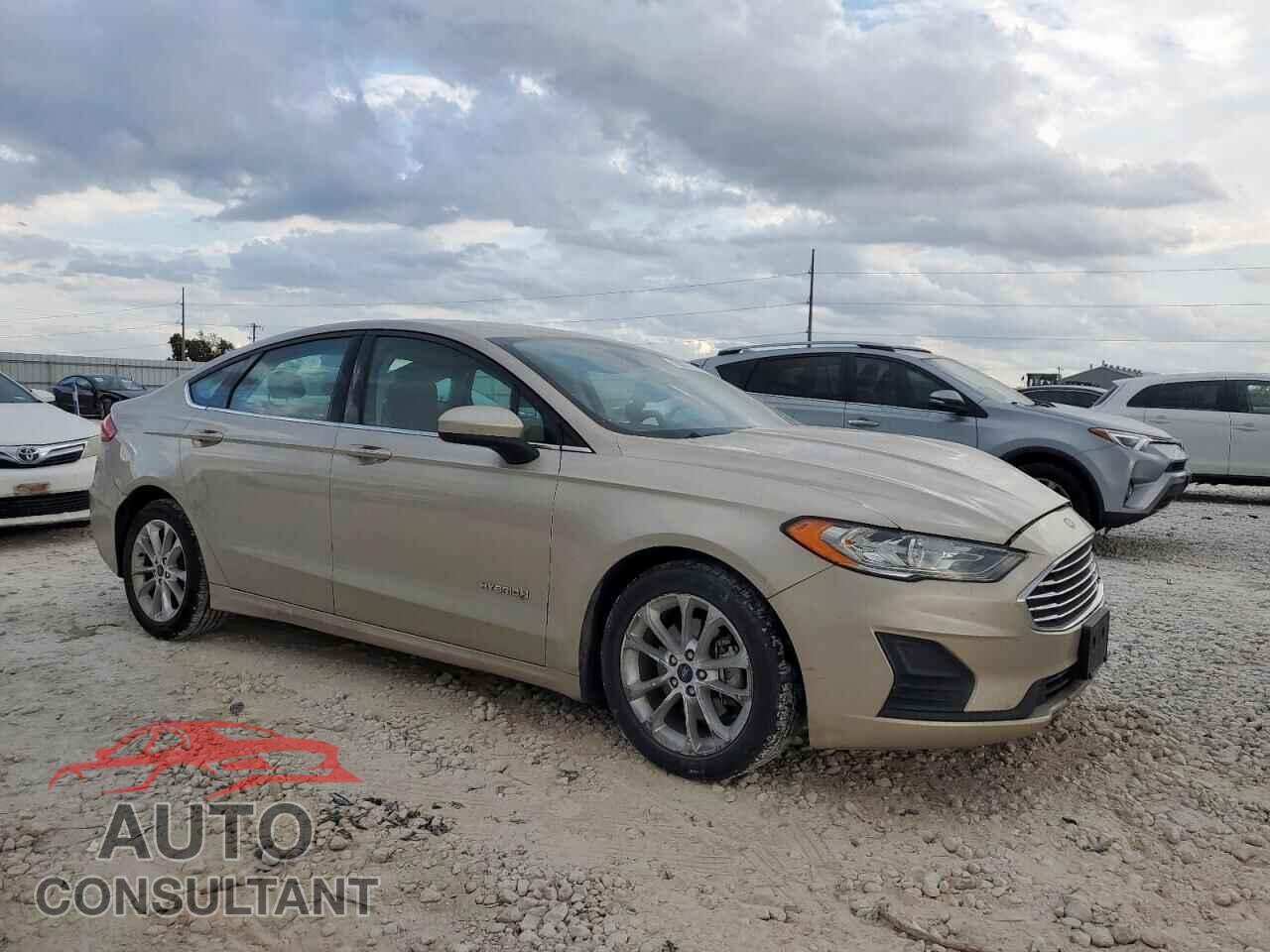 FORD FUSION 2019 - 3FA6P0LU2KR262017