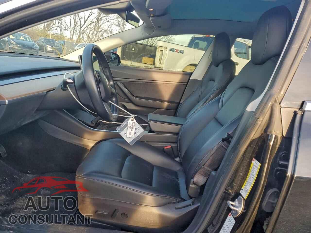TESLA MODEL 3 2018 - 5YJ3E1EA4JF014024