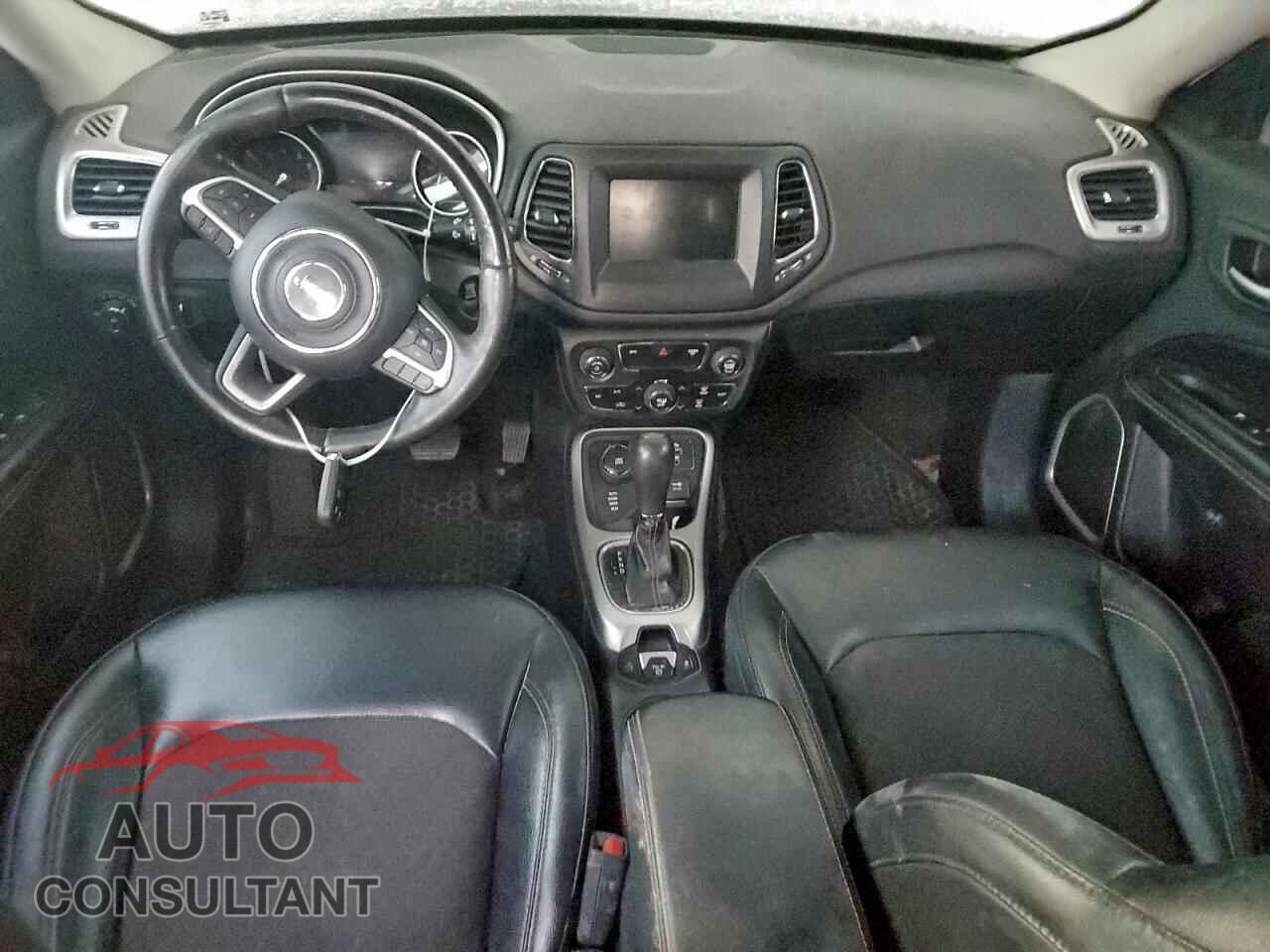 JEEP COMPASS 2018 - 3C4NJDBB7JT435398