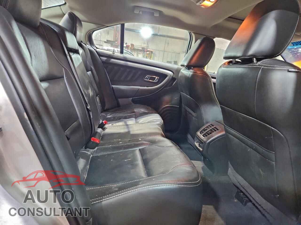 FORD TAURUS 2010 - 1FAHP2EW2AG158796