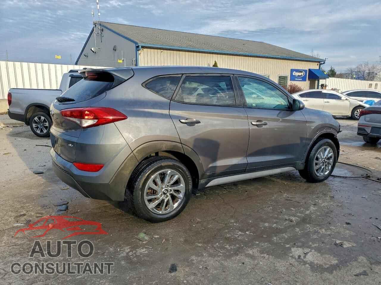 HYUNDAI TUCSON 2018 - KM8J3CA47JU606111