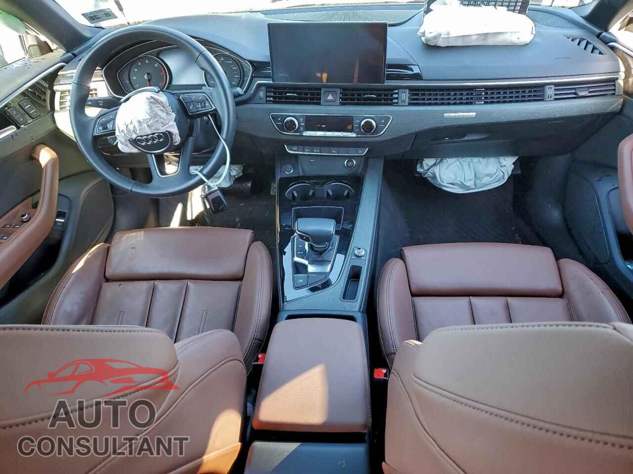 AUDI A4 2023 - WAUDAAF48PN021901