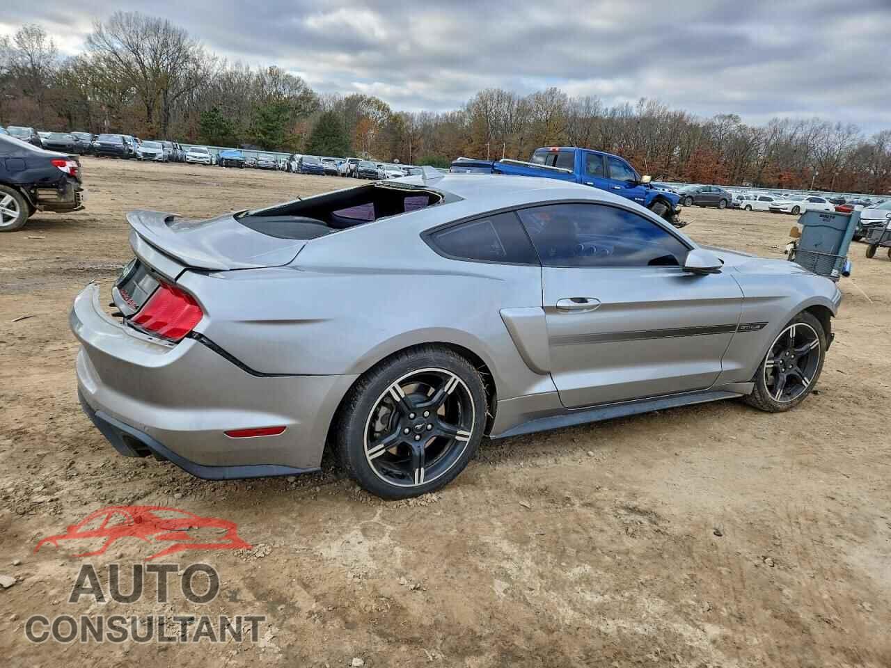 FORD MUSTANG 2021 - 1FA6P8CF8M5157567