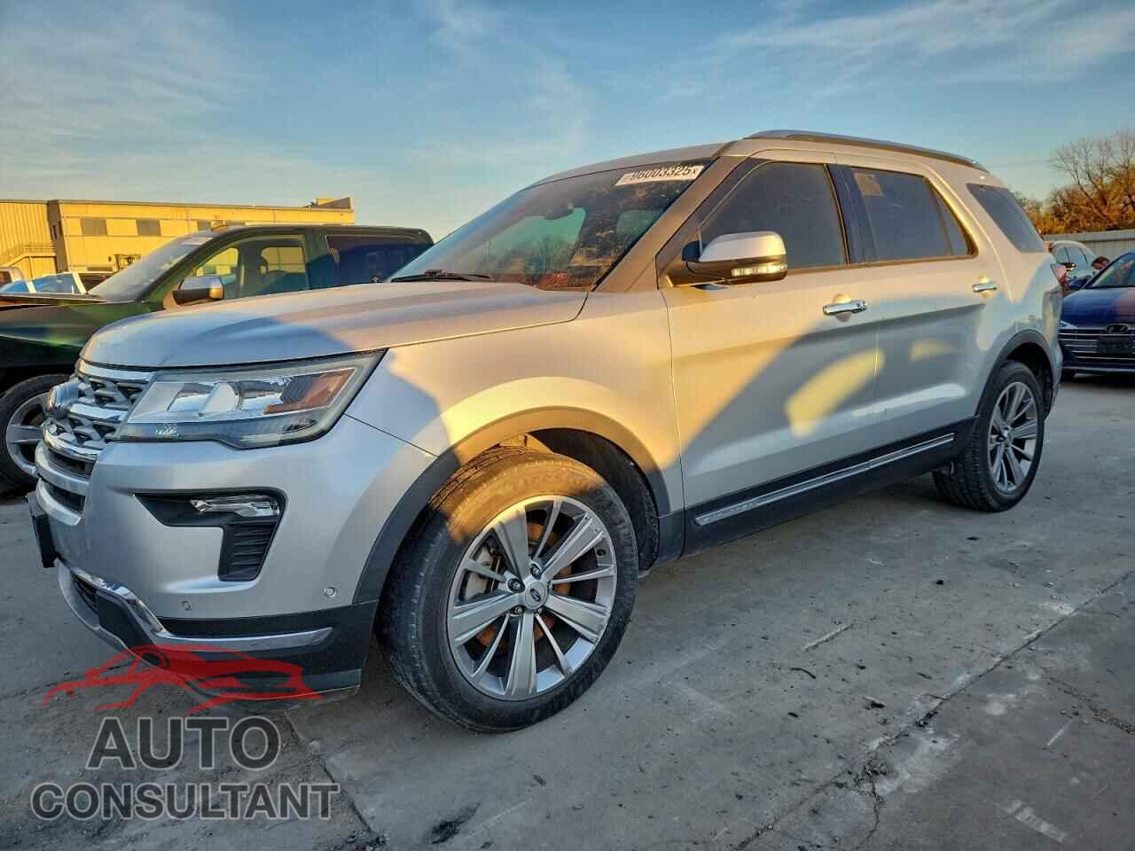 FORD EXPLORER 2018 - 1FM5K7FH6JGB55081