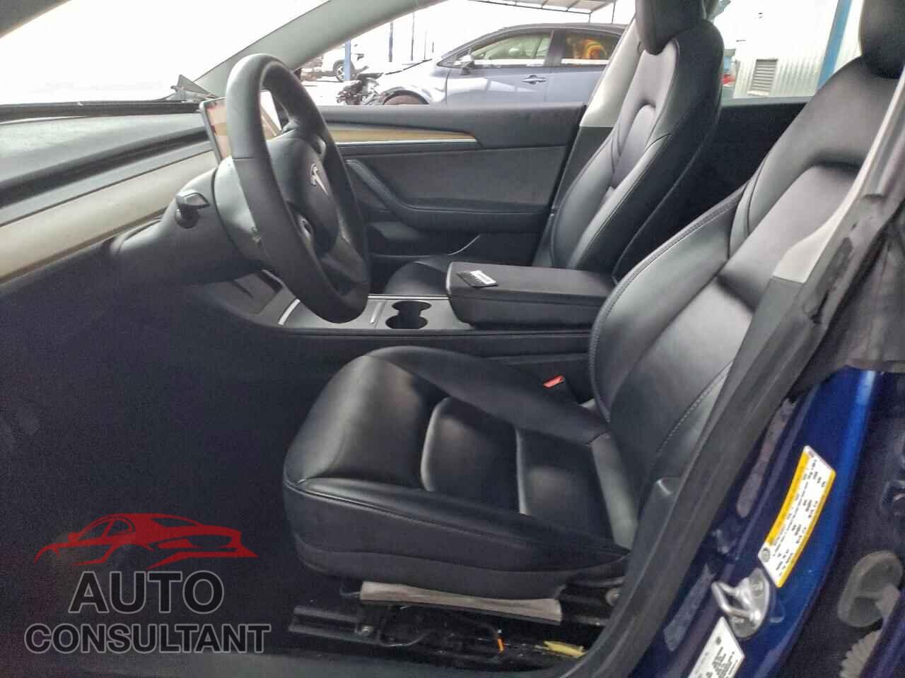 TESLA MODEL 3 2023 - 5YJ3E1EA0PF450894