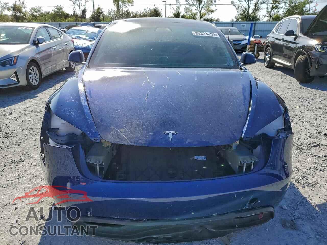 TESLA MODEL 3 2024 - 5YJ3E1EA0RF751023