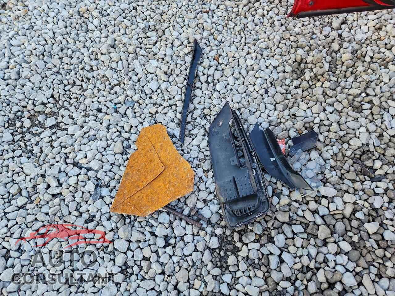 HONDA CIVIC 2019 - 2HGFC2F68KH551026