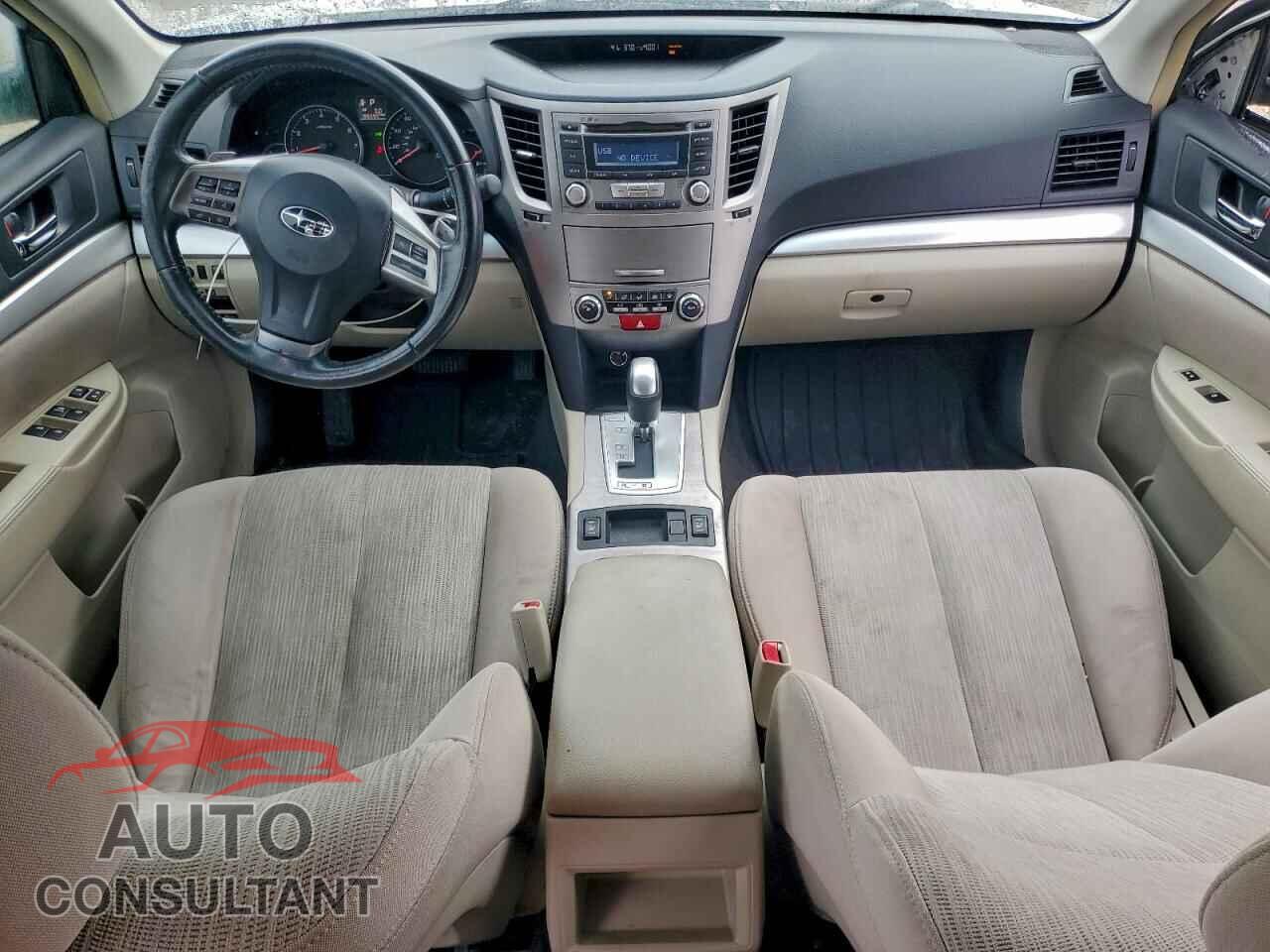 SUBARU OUTBACK 2013 - 4S4BRBGC9D3298784