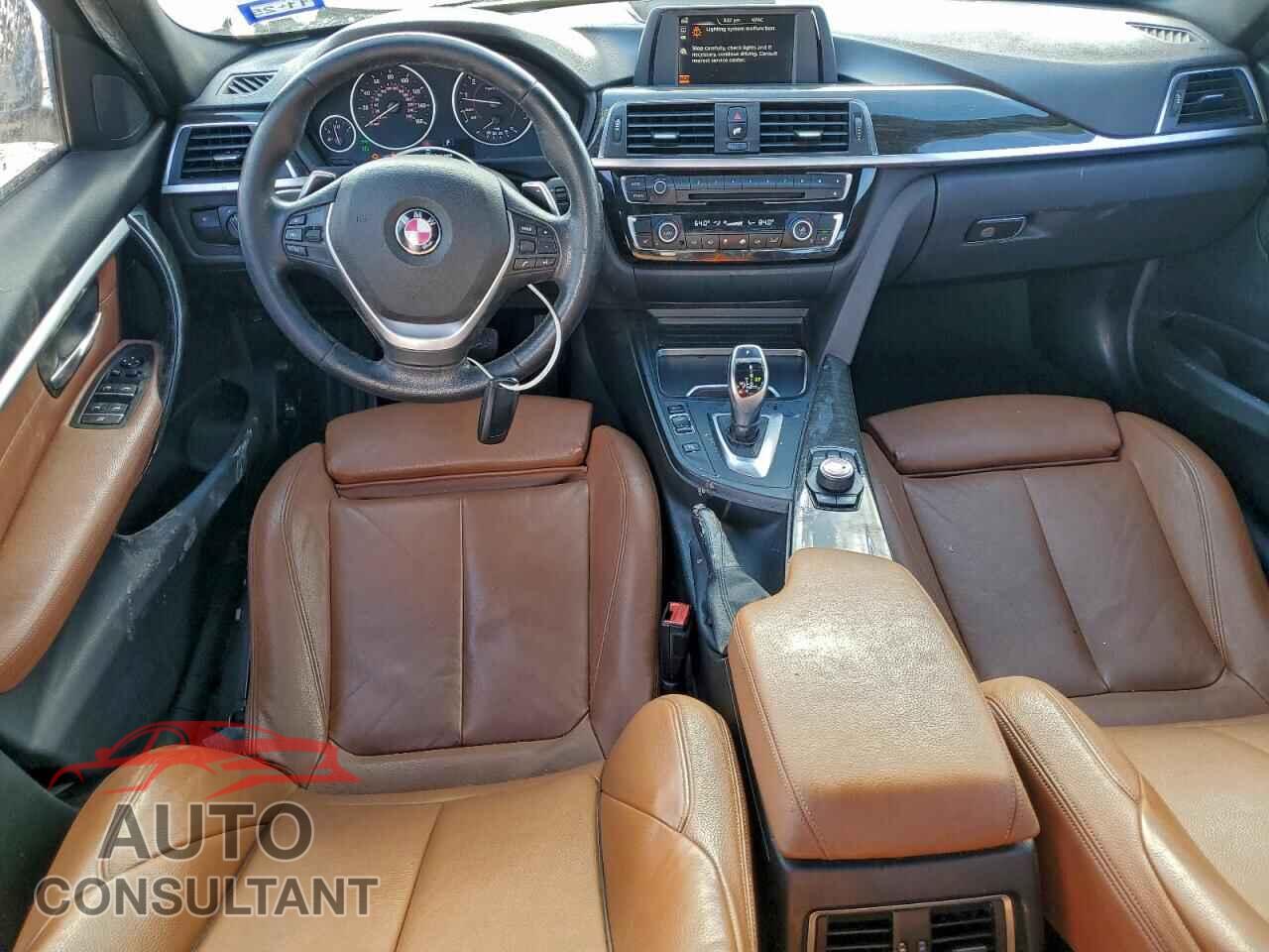 BMW 3 SERIES 2016 - WBA8E9C52GK647706