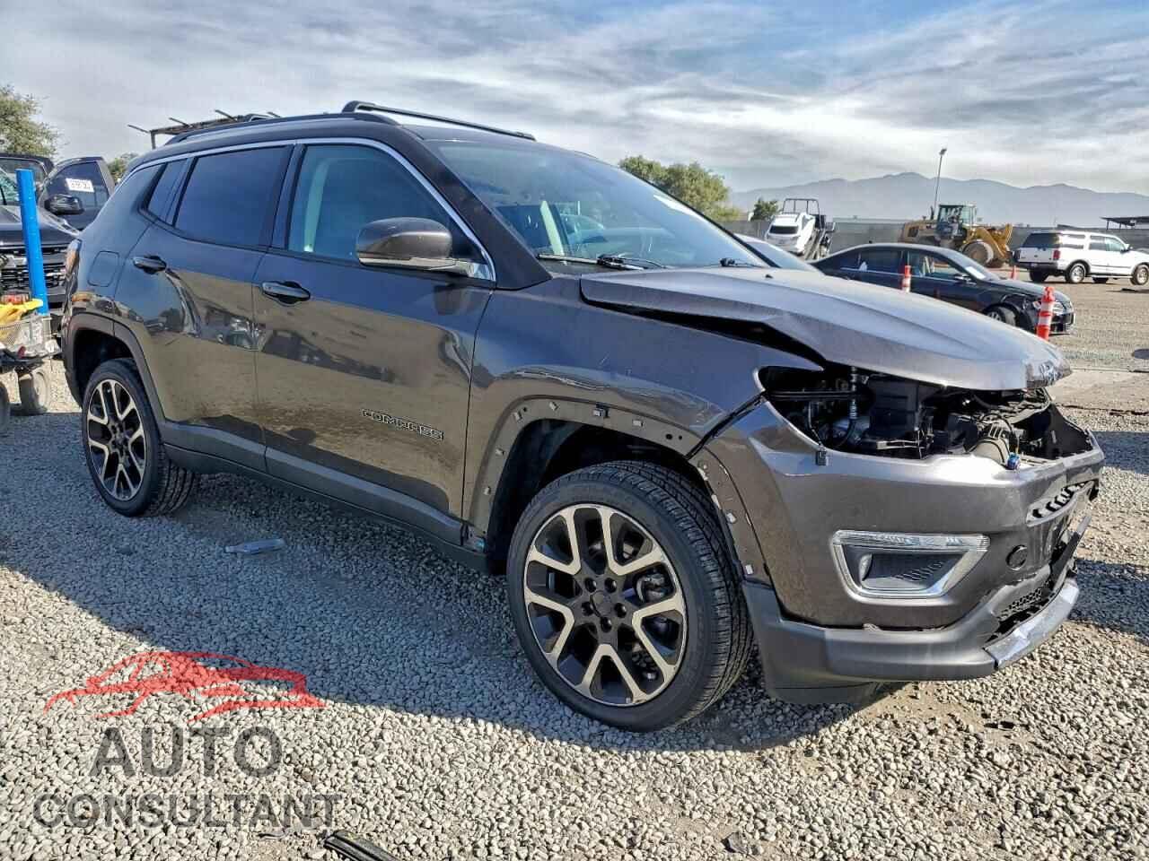 JEEP COMPASS 2018 - 3C4NJDCB5JT207009