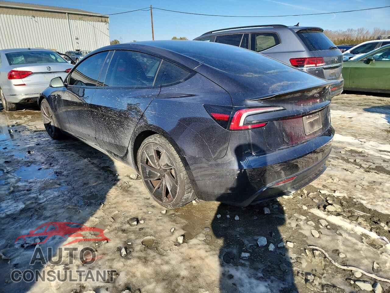 TESLA MODEL 3 2024 - 5YJ3E1ET1RF866568